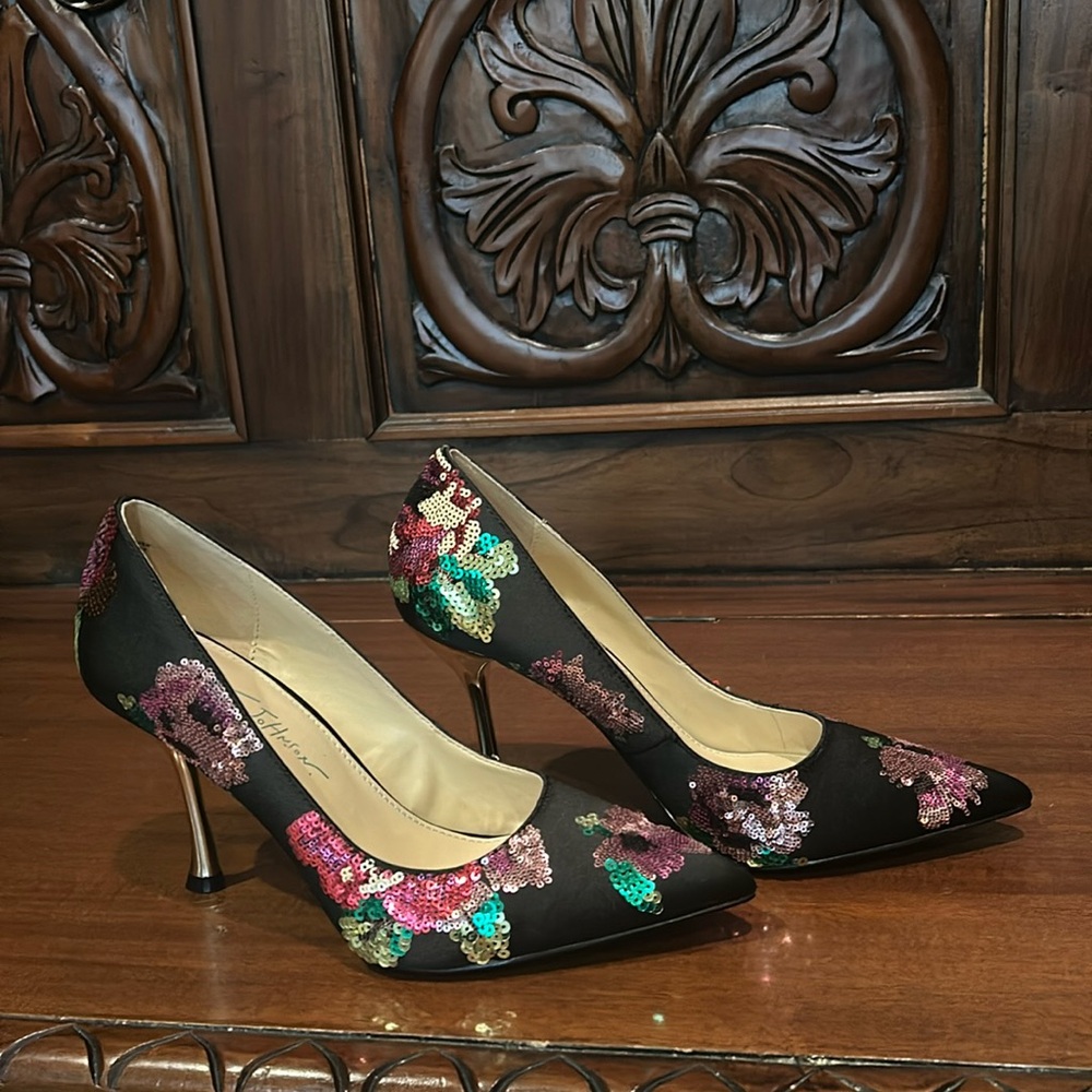 Betsey Johnson Black Jonas Elegant Glam Sequin Pointed Pump Heels Size 7.5 NWOB